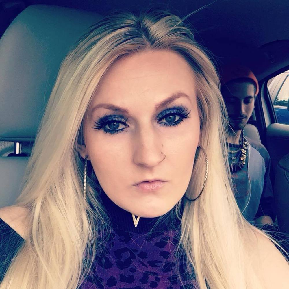 Meet your Posher, Alfia